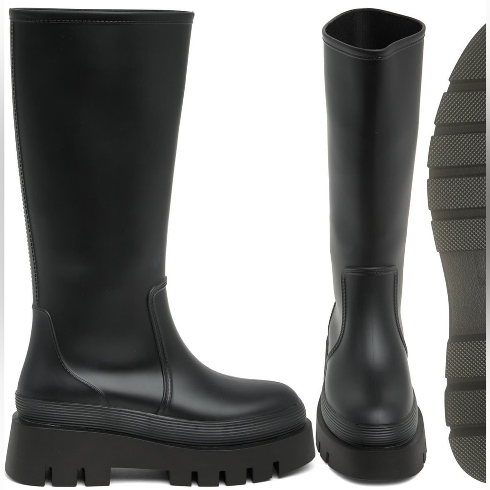 Jeffrey Campbell boots. Brand new in box size 10 great boot for heavy socks!